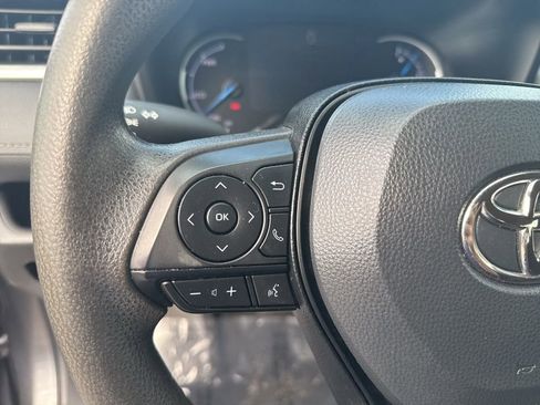 Used 2024 Toyota RAV4 LE image 15
