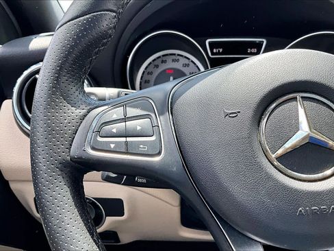 Used 2017 Mercedes-Benz GLA 250 image 21