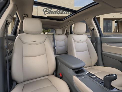 New 2025 Cadillac XT5 Premium Luxury w/ LPO, Floor Liner Package image 16