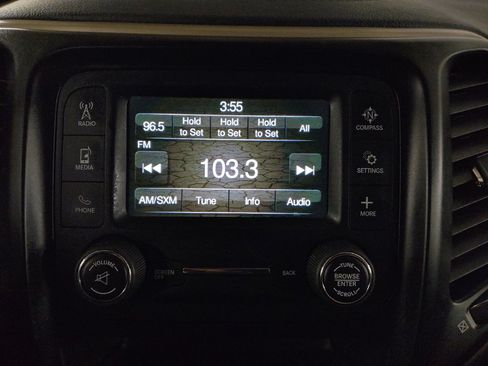 Used 2018 Jeep Cherokee Latitude image 25