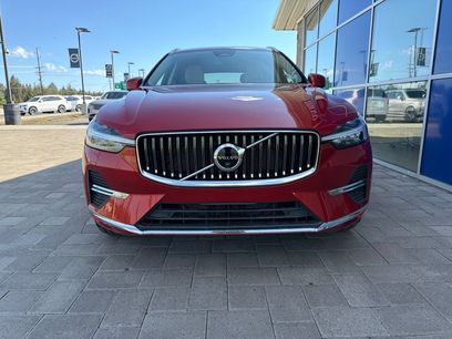 Used 2023 Volvo XC60 B5 Plus w/ Climate Package