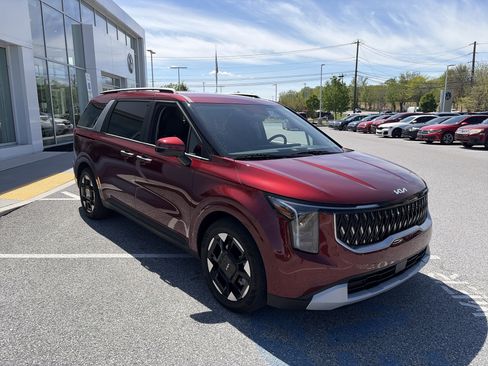 Used 2026 Kia Carnival EX FWD image 3