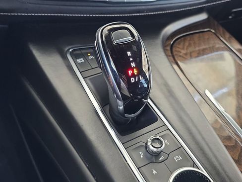 Certified 2023 Cadillac Escalade Premium Luxury Platinum image 16