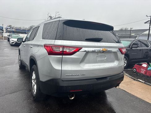 Used 2019 Chevrolet Traverse LT image 6