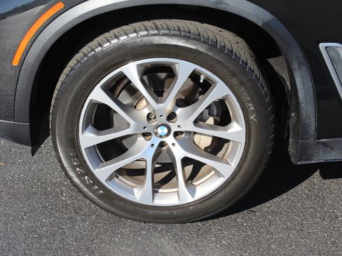 Used 2021 BMW X5 xDrive40i image 10