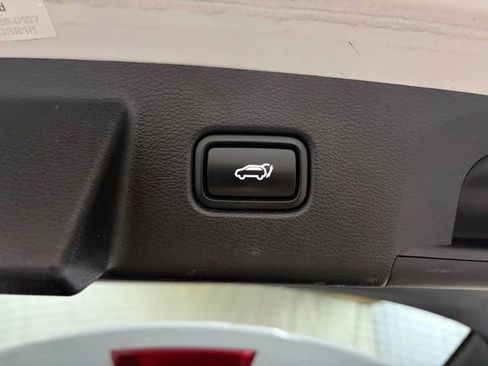 Used 2022 Kia Telluride EX w/ EX Premium Package FWD image 11