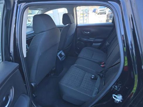 Used 2023 Honda HR-V LX image 16