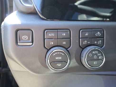 New 2026 Chevrolet Silverado 1500 LT Trail Boss w/ LT Trail Boss Premium Package AWD/4WD image 13