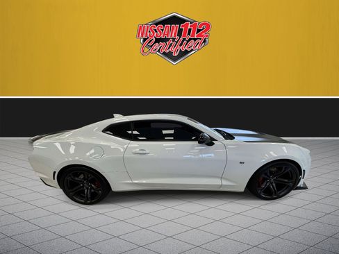 Used 2023 Chevrolet Camaro SS RWD image 7