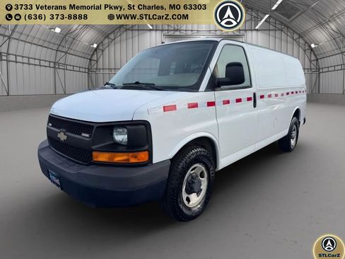 Used 2016 Chevrolet Express 2500 RWD image 7
