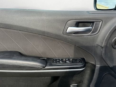 Used 2023 Dodge Charger SXT image 23