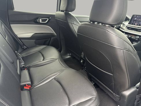 Used 2026 Jeep Compass Limited AWD/4WD image 12