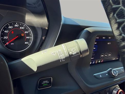 Used 2021 Chevrolet Camaro LT image 39