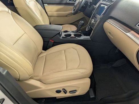 Used 2017 Ford Explorer Limited w/ Equipment Group 301A image 36