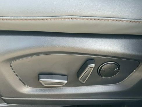 New 2026 Ford Explorer Active w/ Active Comfort Package RWD image 18