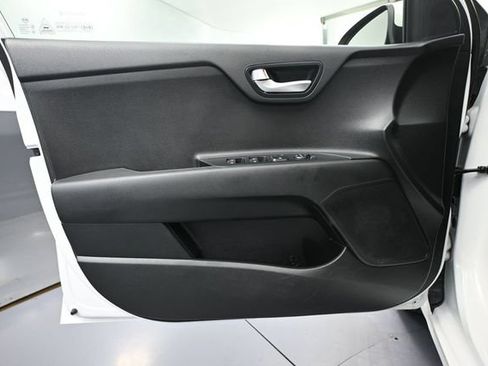 Used 2018 Kia Rio S FWD image 18