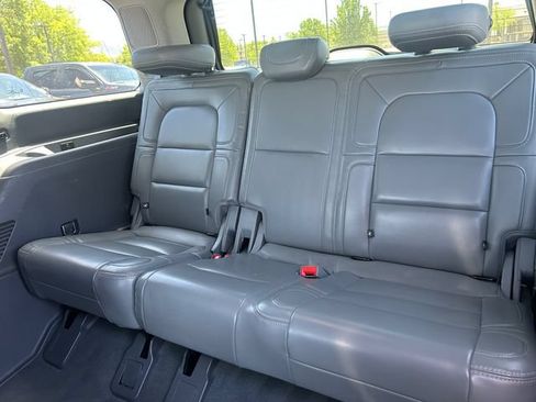 Used 2020 Lincoln Navigator Reserve w/ Equipment Group 208A Reserve AWD/4WD image 25