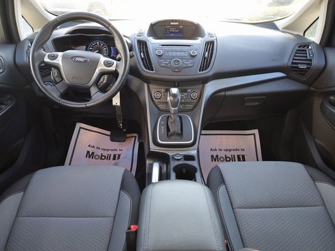 Used 2017 Ford C-MAX Energi SE image 17