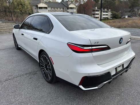 Used 2024 BMW i7 eDrive50 w/ M Sport Package image 7