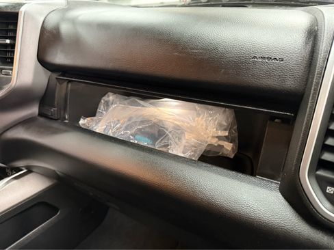 Used 2019 RAM 1500 Big Horn image 29