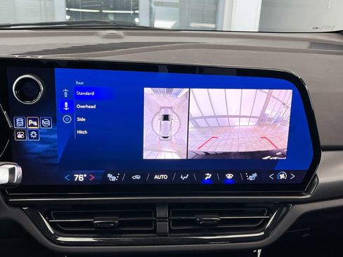 Certified 2024 Chevrolet Equinox EV RS image 23