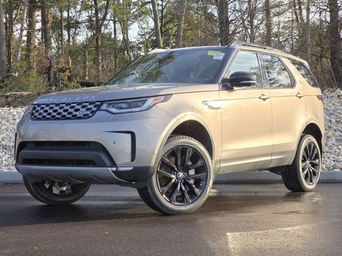 New 2026 Land Rover Discovery S AWD/4WD image 1