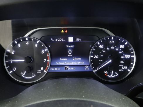 Used 2024 Nissan Titan Platinum Reserve w/ Moonroof Package AWD/4WD image 34