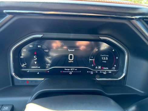 Used 2024 GMC Sierra 2500 AT4 w/ AT4 Premium Plus Package AWD/4WD image 8