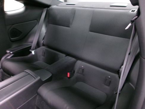 Used 2022 Toyota GR86 image 9