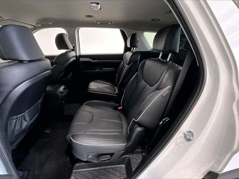 Used 2025 Hyundai Palisade SEL FWD image 24