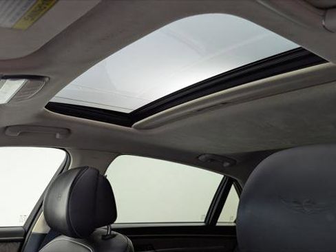 Used 2020 Genesis G90 3.3T Premium image 34