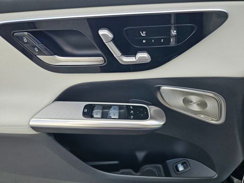 New 2026 Mercedes-Benz GLC 300 4MATIC image 17