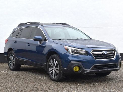 Used 2019 Subaru Outback 3.6R Limited AWD/4WD image 33