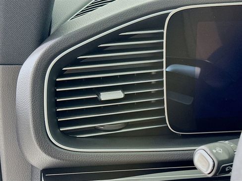 New 2026 Mercedes-Benz GLE 450 4MATIC image 11