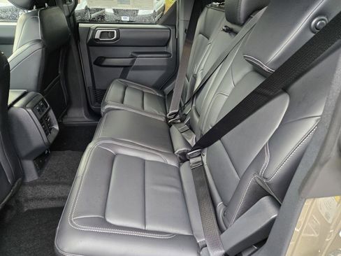 New 2026 Ford Bronco Outer Banks image 6