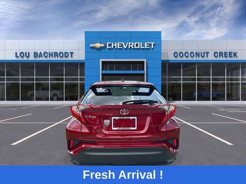 Used 2019 Toyota C-HR LE FWD image 7