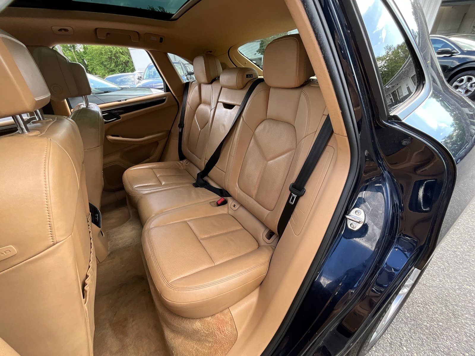 Used 2017 Porsche Macan AWD/4WD image 21