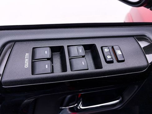 Used 2019 Toyota 4Runner TRD Off-Road Premium image 18