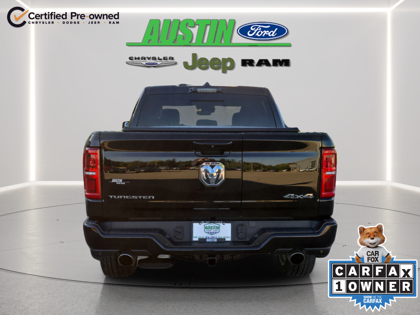 Certified 2025 RAM 1500 Tungsten w/ Bed Utility Group AWD/4WD image 4