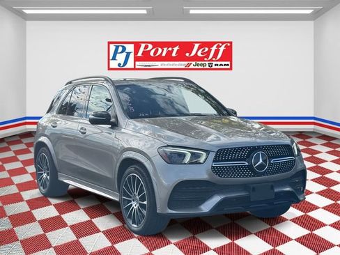 Used 2022 Mercedes-Benz GLE 450 4MATIC image 2