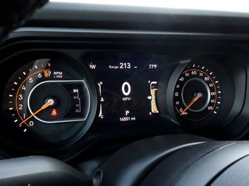 Used 2026 Jeep Gladiator Mojave AWD/4WD image 30