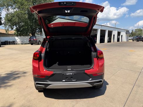 Used 2024 Buick Encore GX Preferred FWD image 33