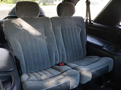 Used 2002 Chevrolet Blazer LS w/ Preferred Equipment Group AWD/4WD image 18