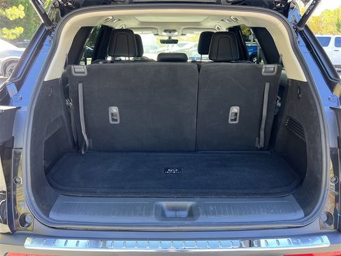 Used 2025 INFINITI QX60 Luxe w/ Cargo Package image 5