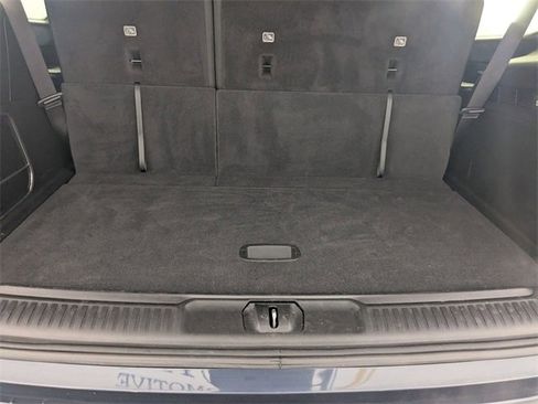 Used 2023 Jeep Wagoneer 2WD w/ Convenience Group I image 31