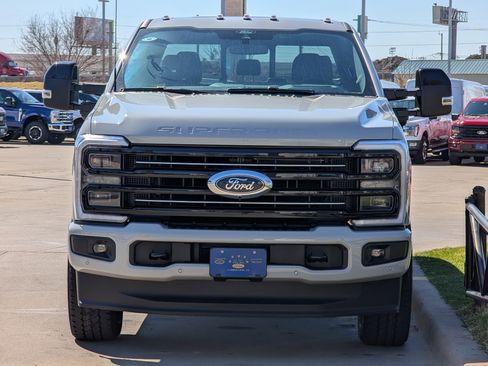 New 2026 Ford F250 Platinum AWD/4WD image 7