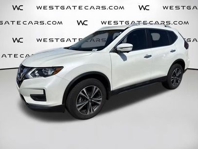 Used 2019 Nissan Rogue SV w/ Premium Package