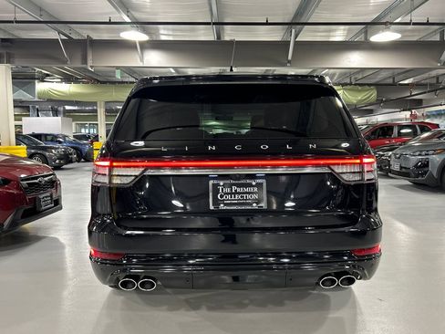 Used 2023 Lincoln Aviator Reserve w/ Jet Package AWD/4WD image 3
