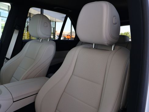 Certified 2026 Mercedes-Benz GLE 350 4MATIC image 11