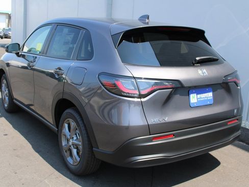 New 2026 Honda HR-V LX image 8